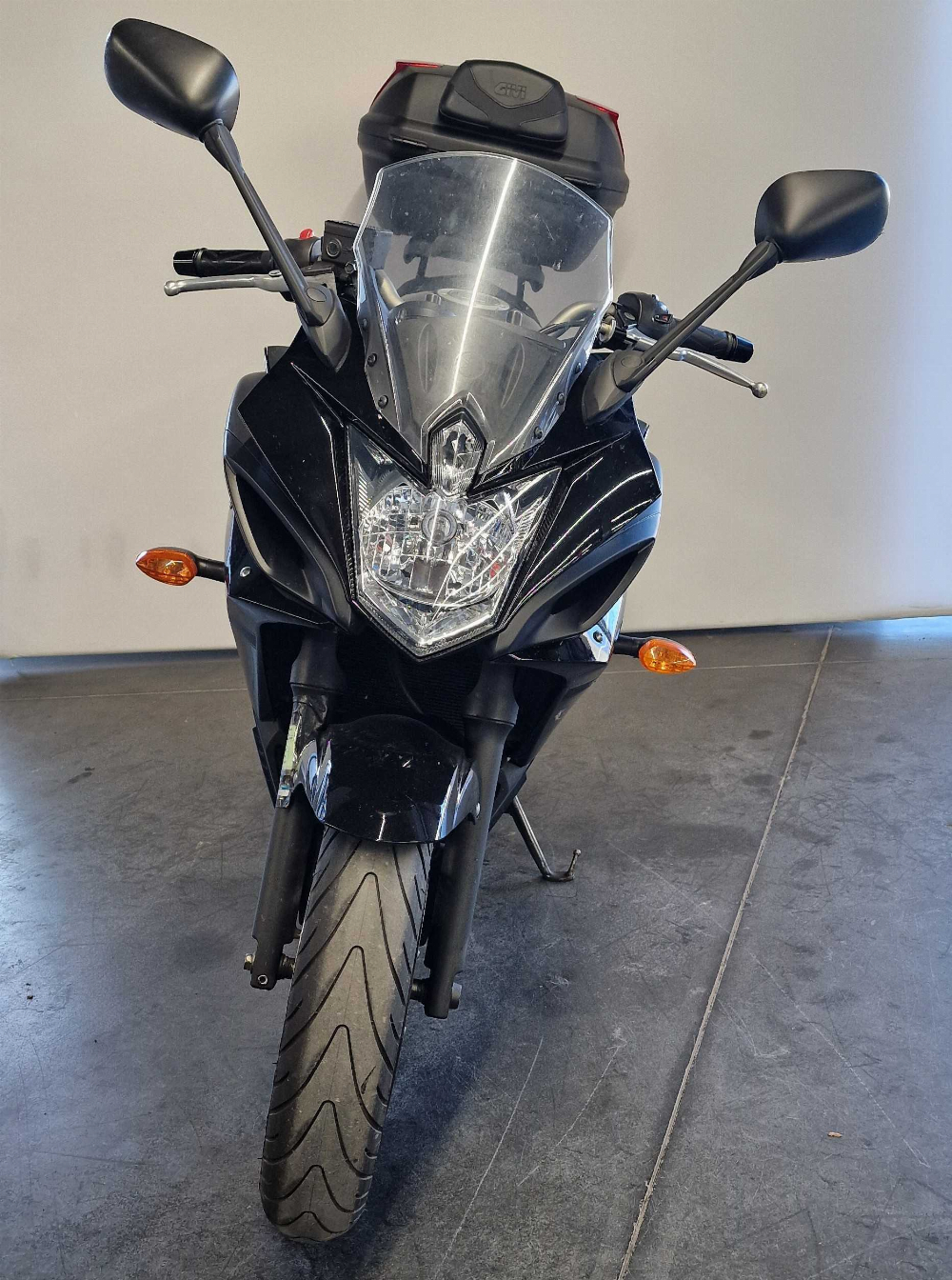 Yamaha XJ6 F Diversion 2010 vue avant