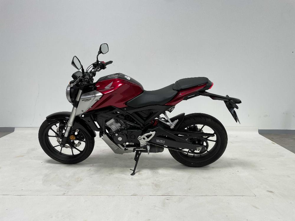 Honda CB 125 R 2018 vue gauche