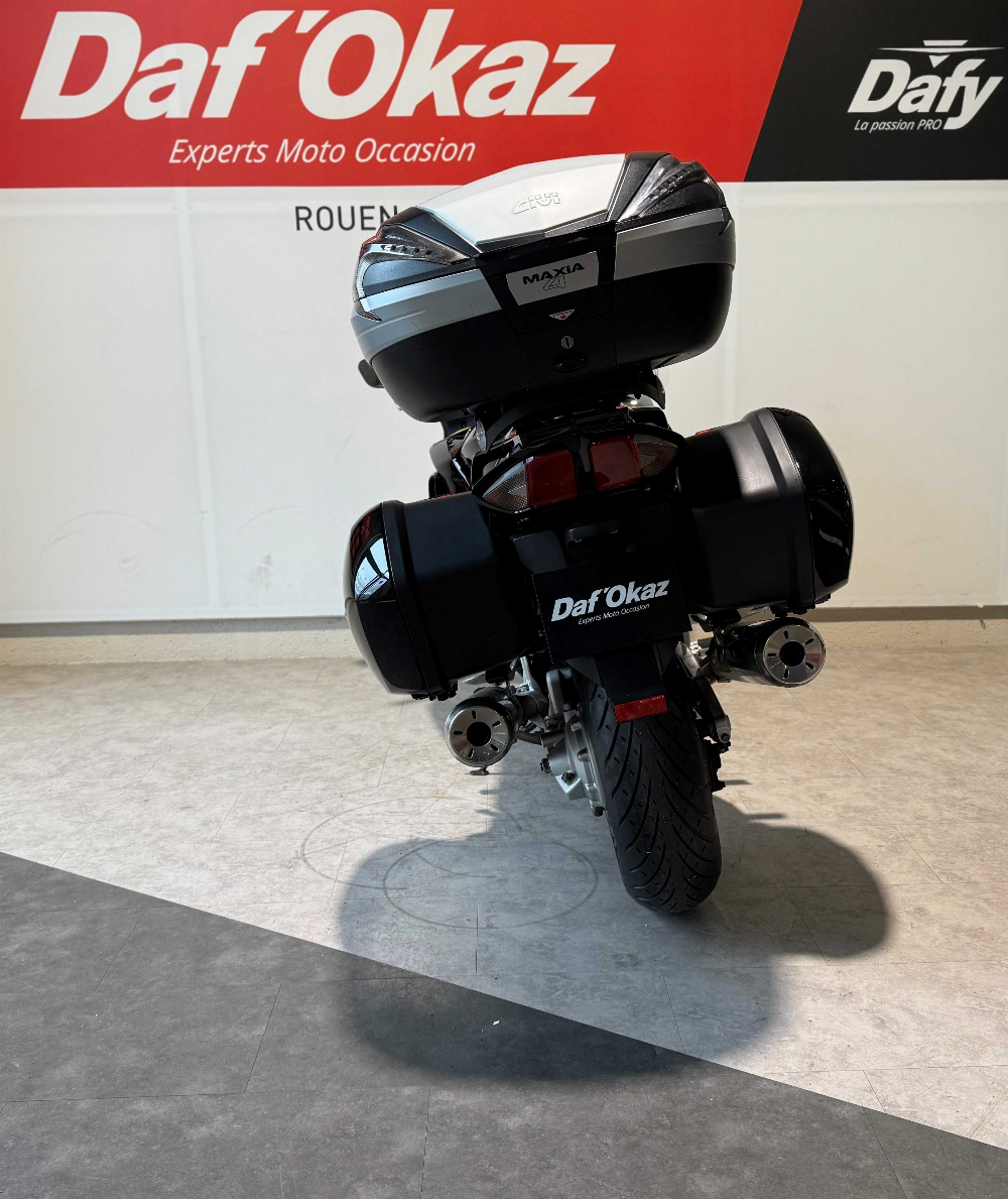 Yamaha FJR 1300 A 2015 vue arrière