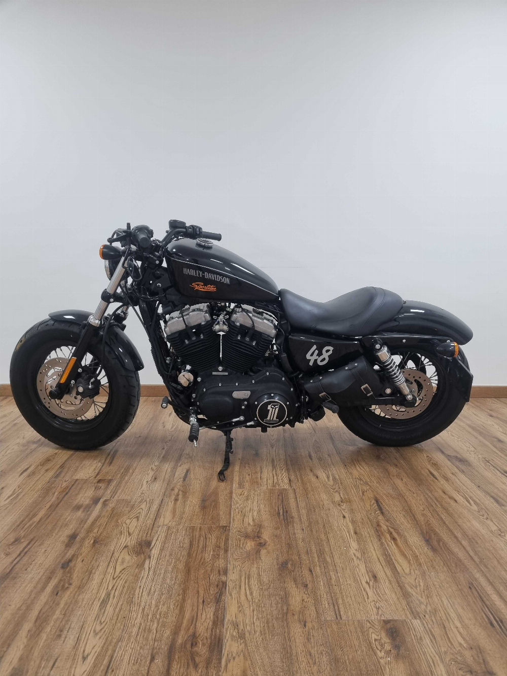 Harley-Davidson 1200 forty eight 2012 vue gauche