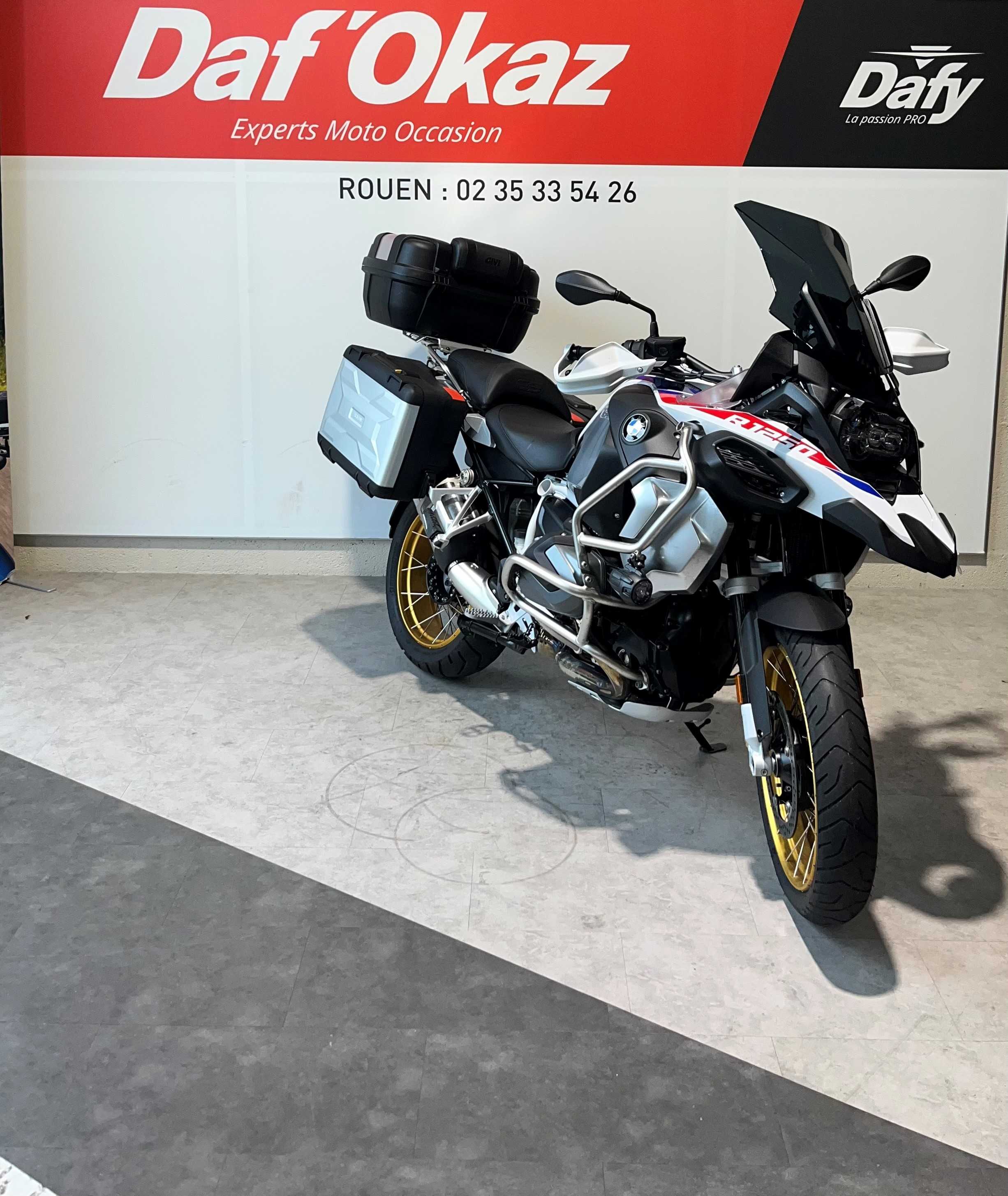 BMW R 1250 GS Adventure 2022 HD vue 3/4 droite