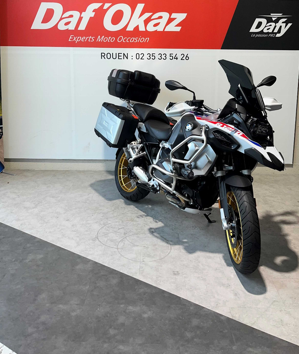 BMW R 1250 GS Adventure 2022 vue 3/4 droite