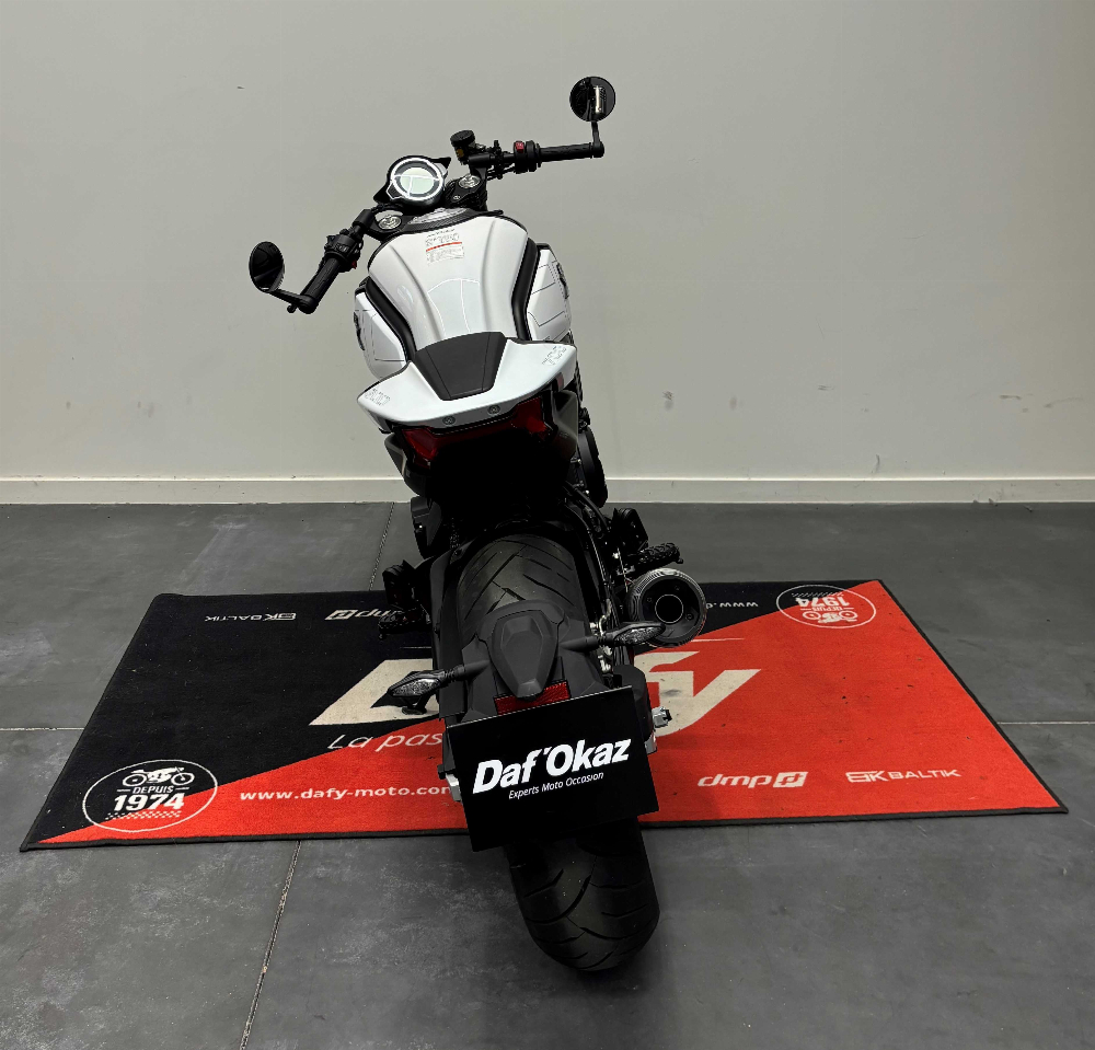 CFMOTO CLX 700 SPORT SPORT 2022 vue arrière