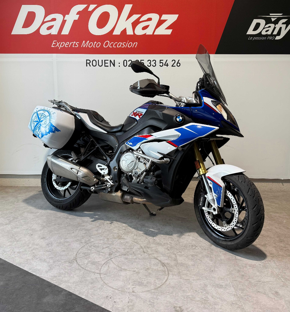 BMW S 1000 XR 2019 vue 3/4 droite
