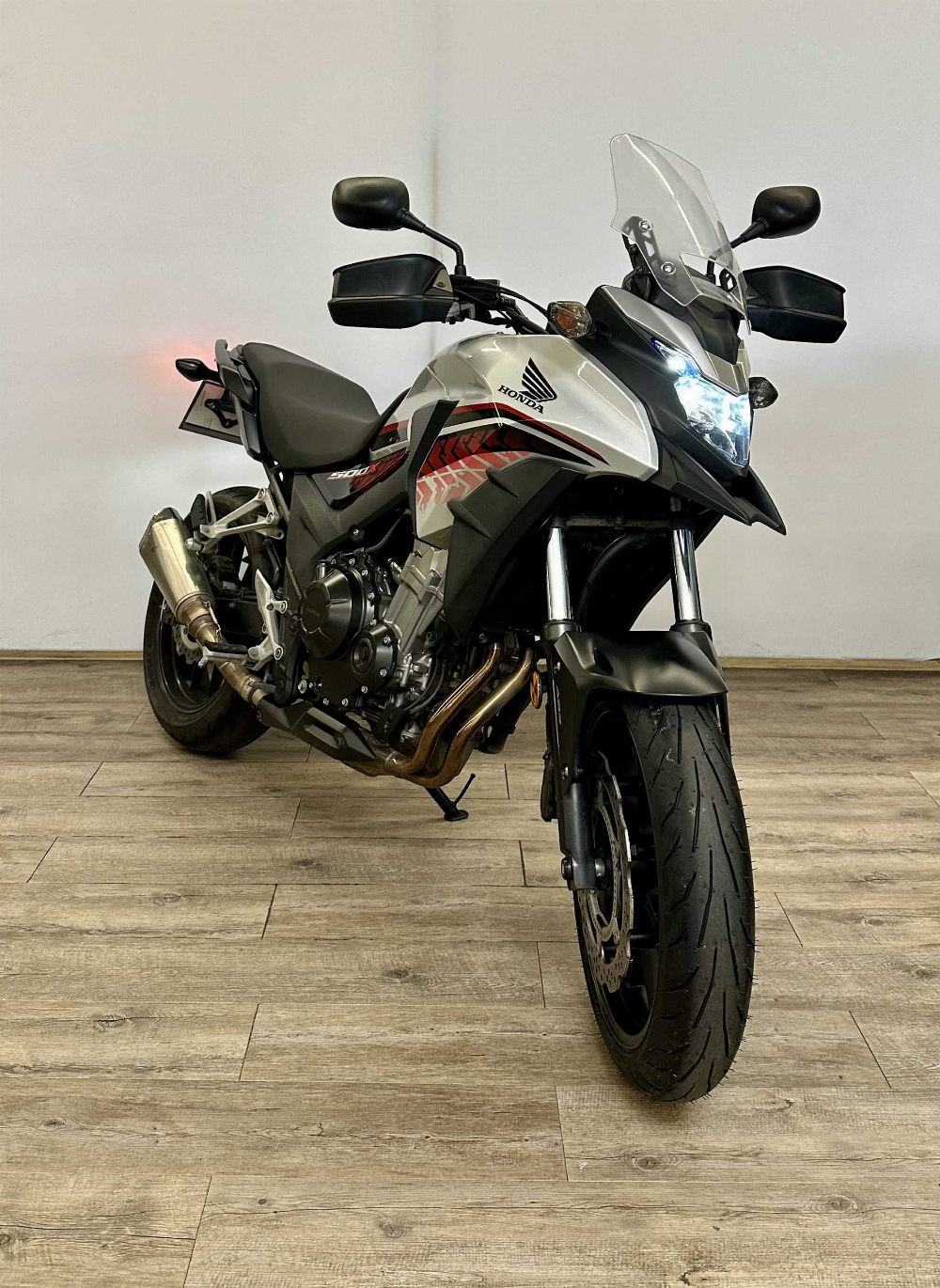 Honda CB 500 X ABS 2018 vue 3/4 droite