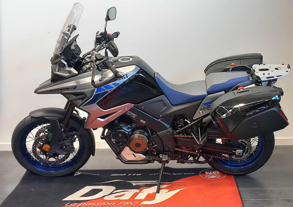 Suzuki DL 1050 V-Strom XT 2022 vue gauche