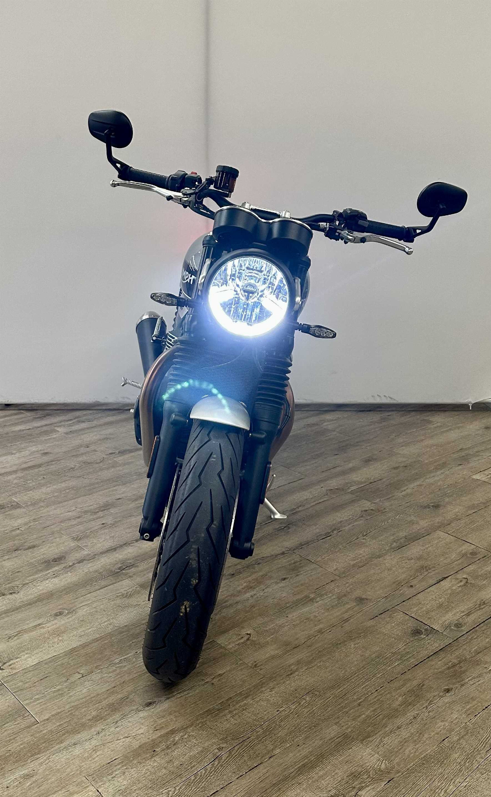 Triumph 1200 Speed Twin 2020 vue avant
