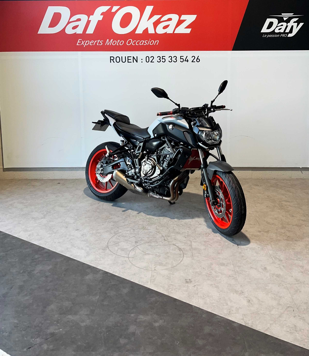 Yamaha MT-07 ABS 2019 vue 3/4 droite