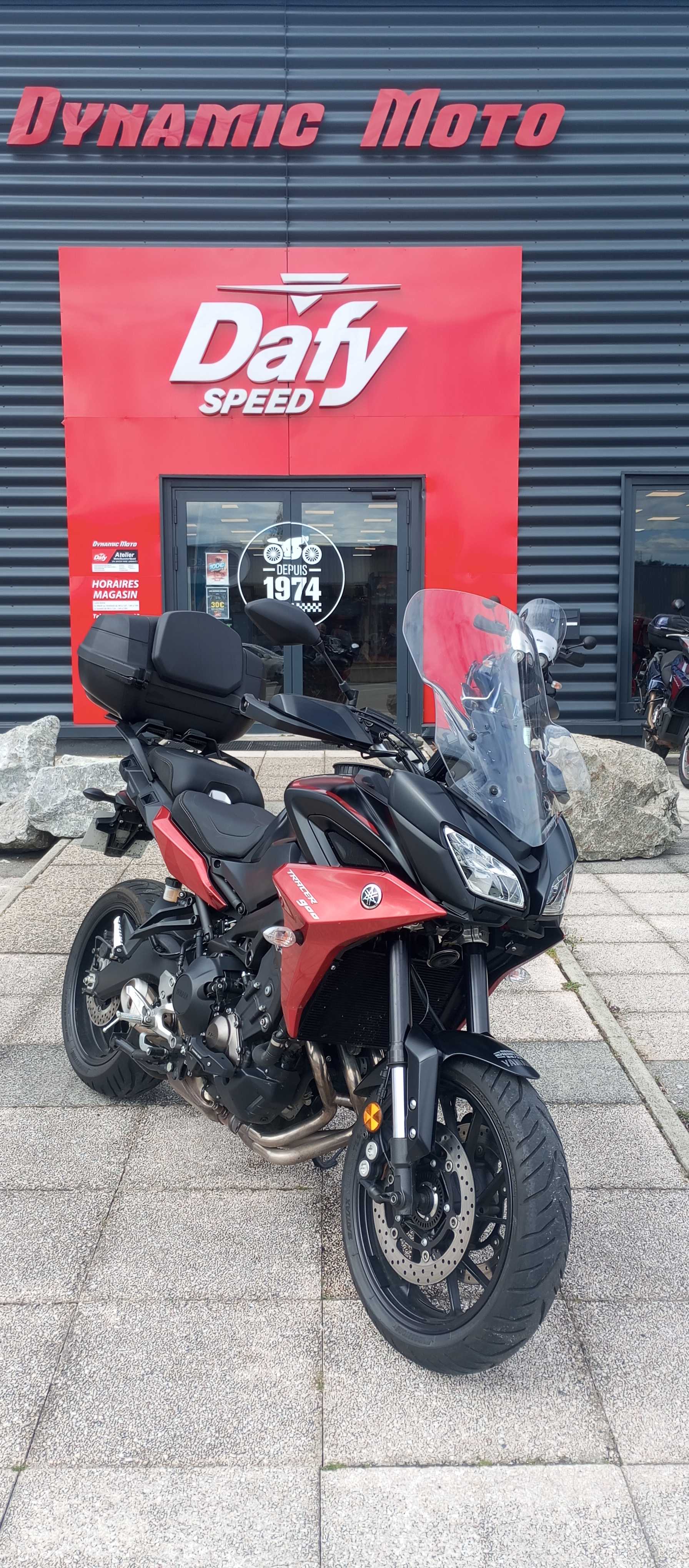 Yamaha Tracer 900 (MT09TRA) 2017 HD vue 3/4 droite