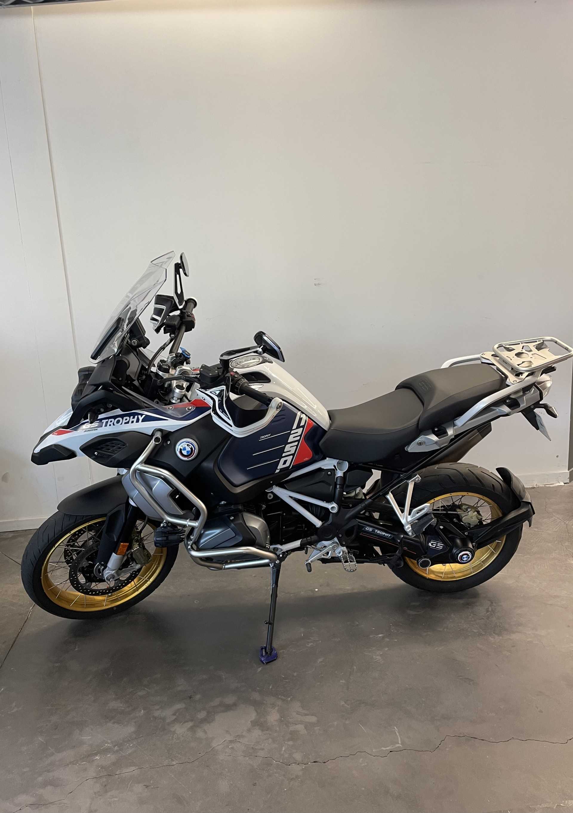 BMW R 1250 GS Adventure 2022 HD vue gauche