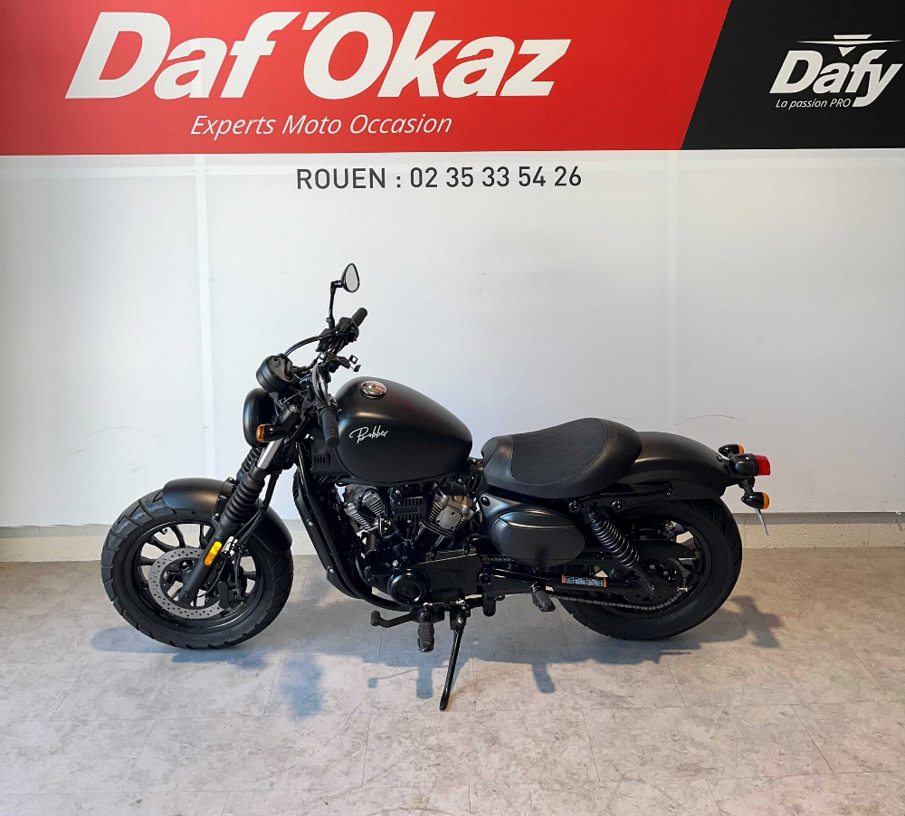Hyosung BOBBER 125 2023 vue gauche