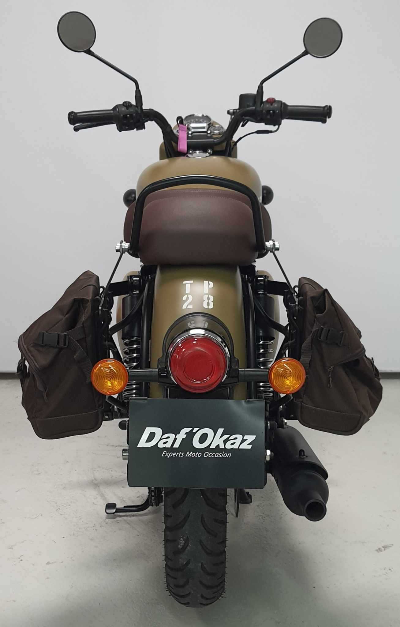 Royal Enfield CLASSIC 350 SIGNALS "DESERT SAND" 2023 HD vue arrière