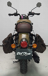Aperçu Royal Enfield CLASSIC 350 SIGNALS "DESERT SAND" 2023 vue arrière