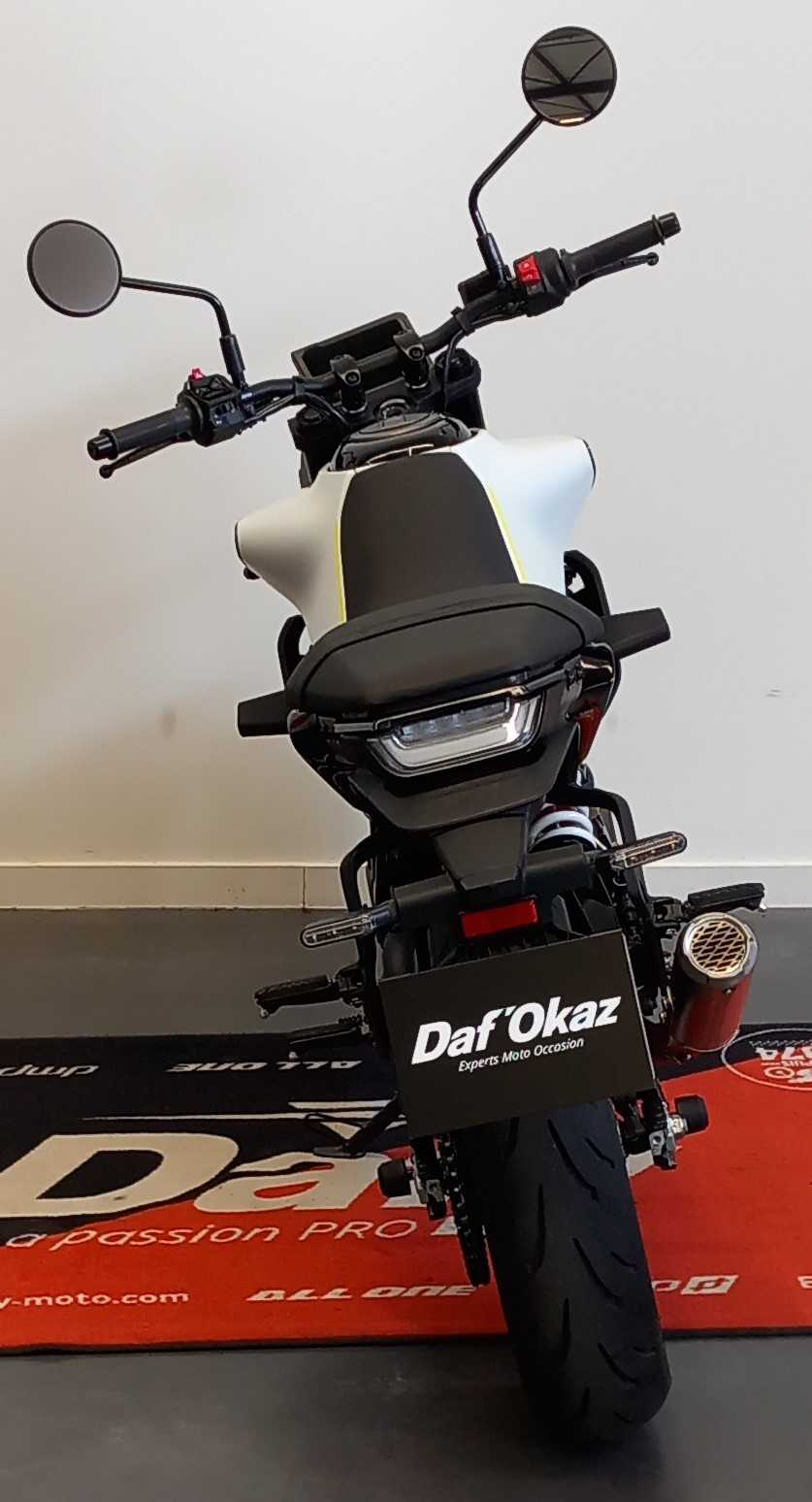 Husqvarna Vitpilen 125 2024 vue arrière