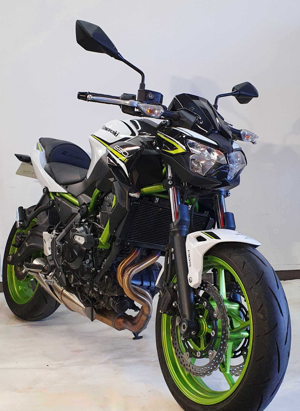 Kawasaki Z 650 2022 vue 3/4 droite