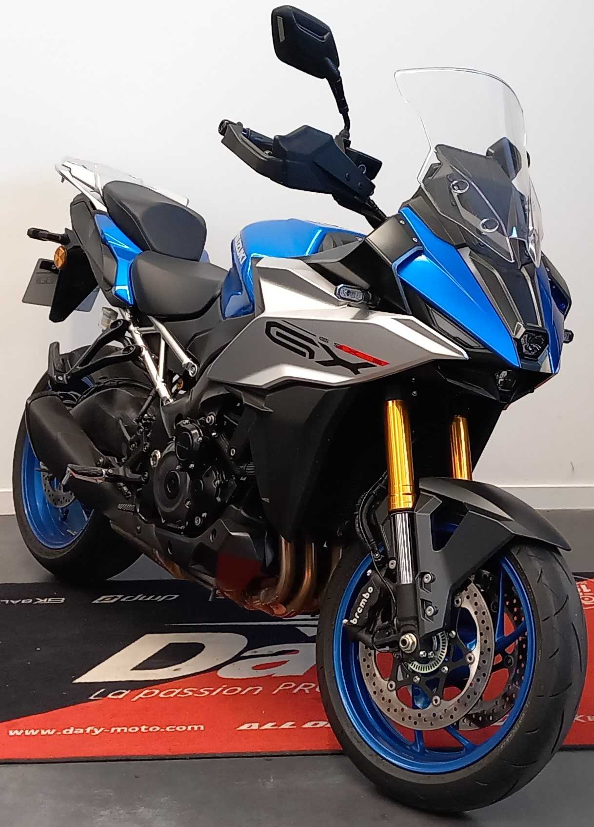 Suzuki GSX-S 1000 GX 2024 HD vue 3/4 droite