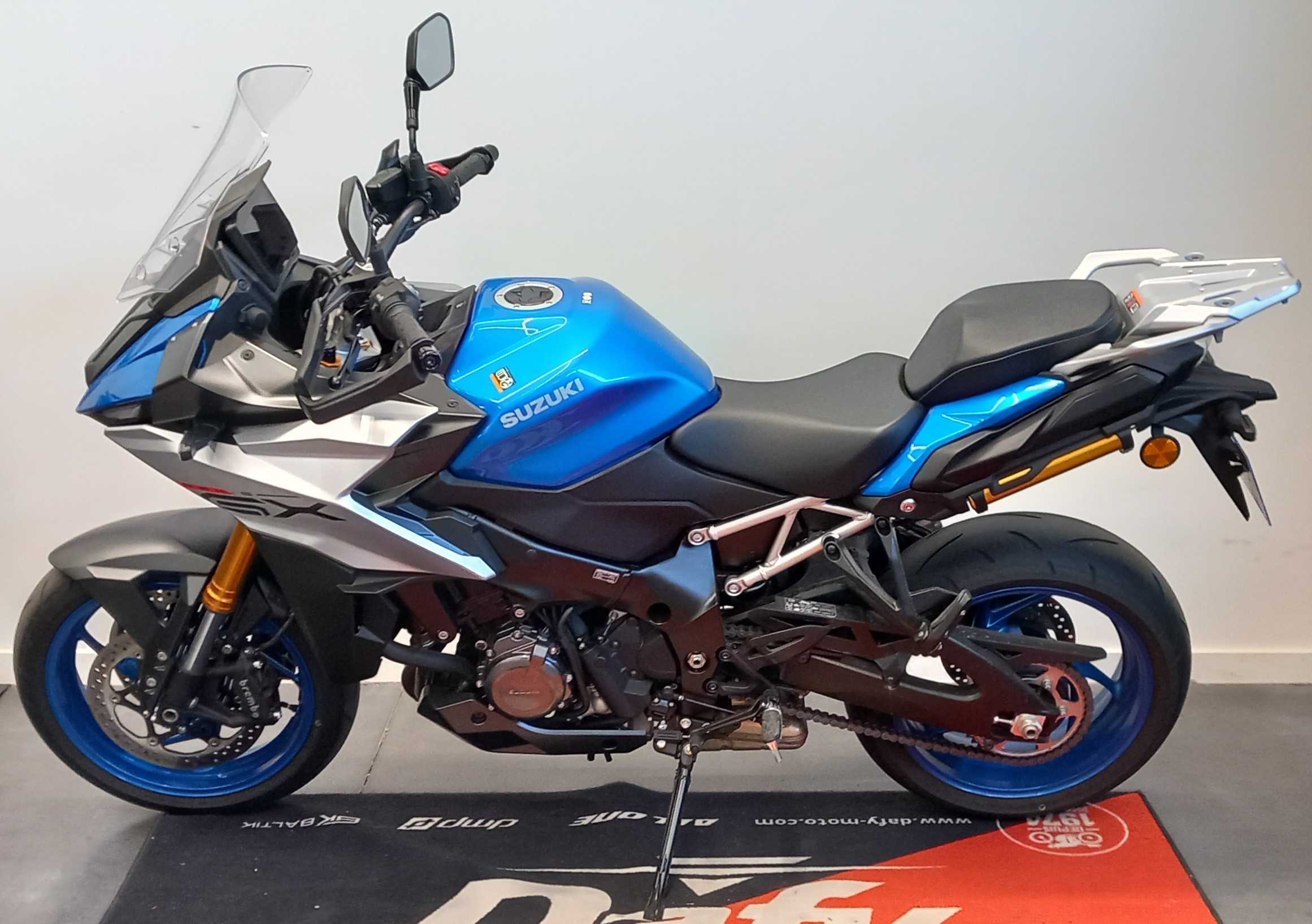 Suzuki GSX-S 1000 GX 2024 HD vue gauche