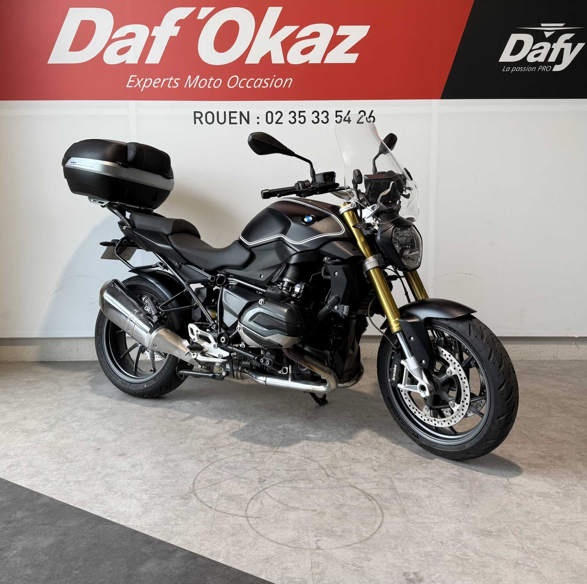 BMW R 1200 R 2016 HD vue 3/4 droite