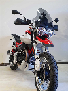 Aperçu Moto Guzzi V85TT 2025 vue 3/4 droite