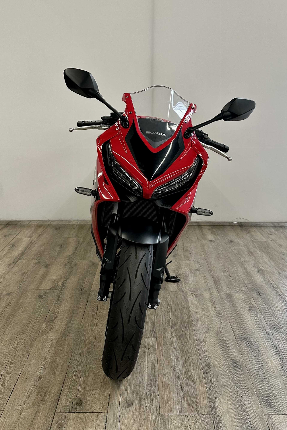 Honda CBR 650 R 2023 vue avant