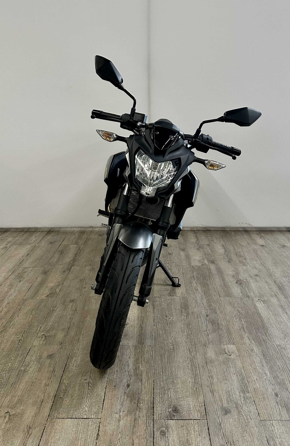 Kawasaki Z 125 2022 vue avant