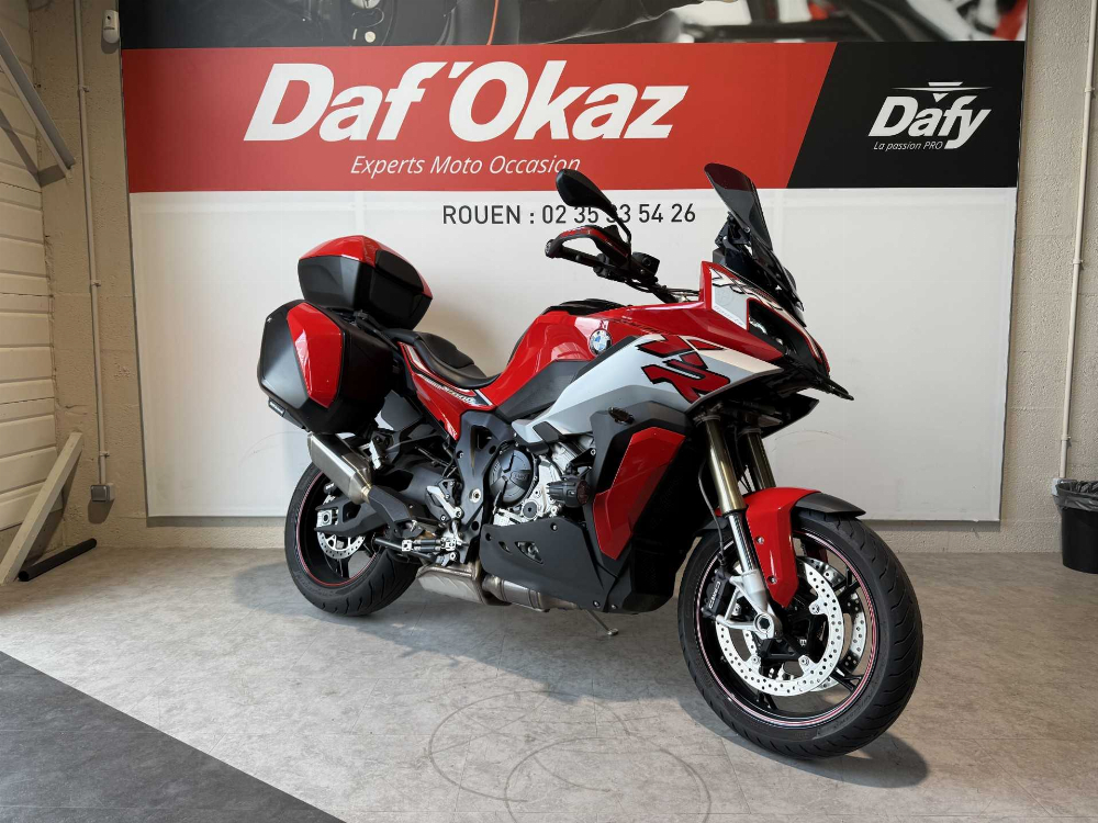 BMW S 1000 XR 2020 vue 3/4 droite