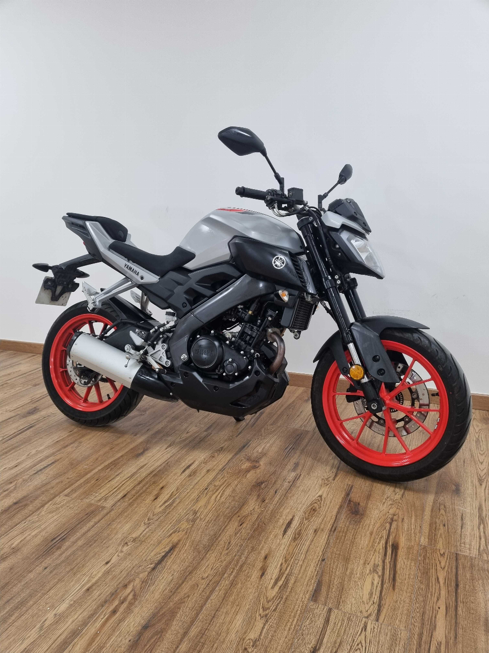 Yamaha MT 125 ABS 2019 vue 3/4 droite