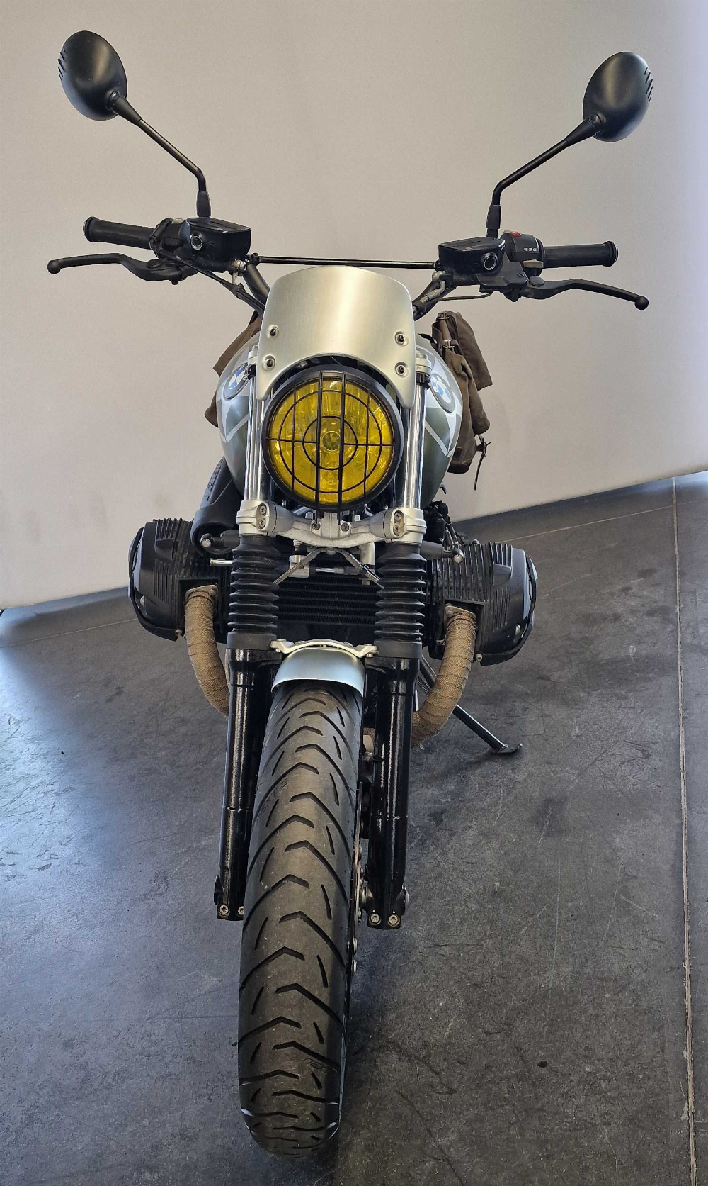 BMW R 1200 R Nine-T Scrambler 2017 vue avant