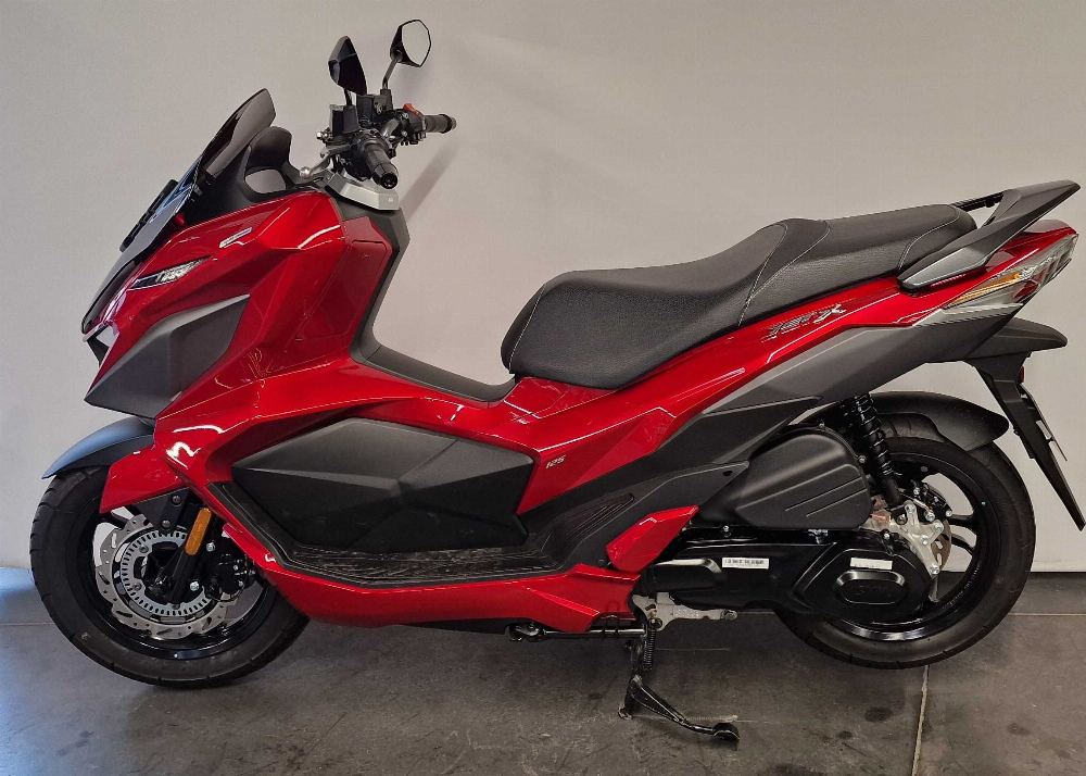 Sym JET X 2024 vue gauche