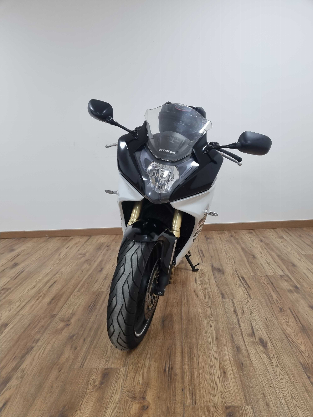 Honda CBR 600 F ABS 2013 vue avant
