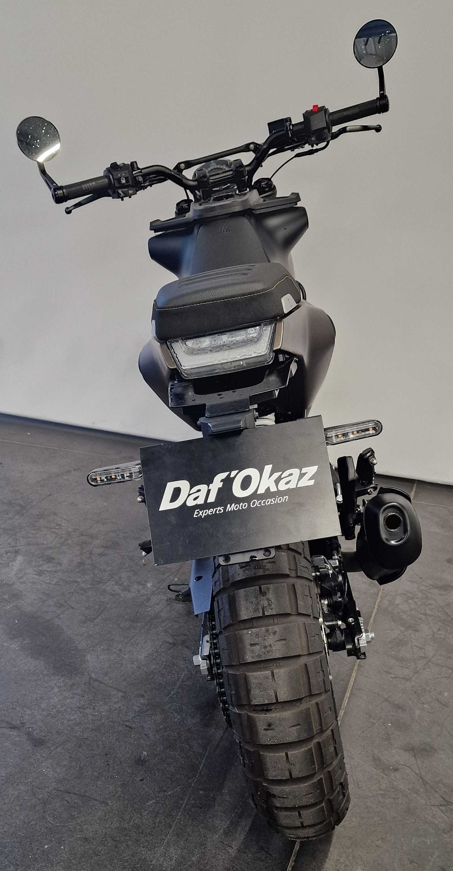 Husqvarna Svartpilen 125 2021 HD vue arrière