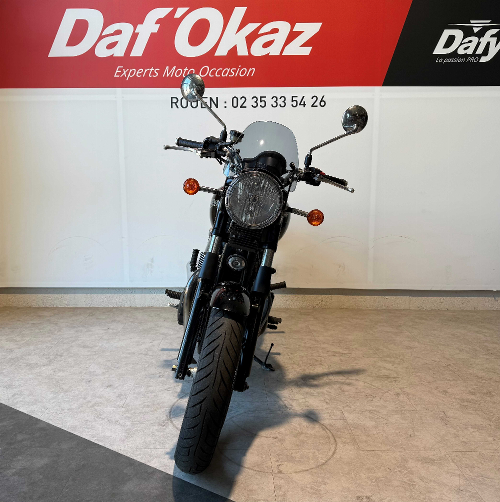 Triumph 865 Bonneville T100 2012 vue avant