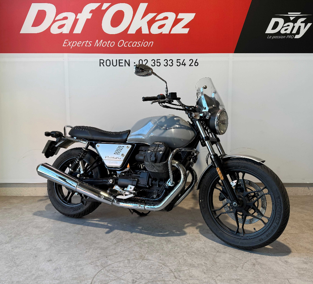 Moto Guzzi V7 MILANO 2019 vue 3/4 droite