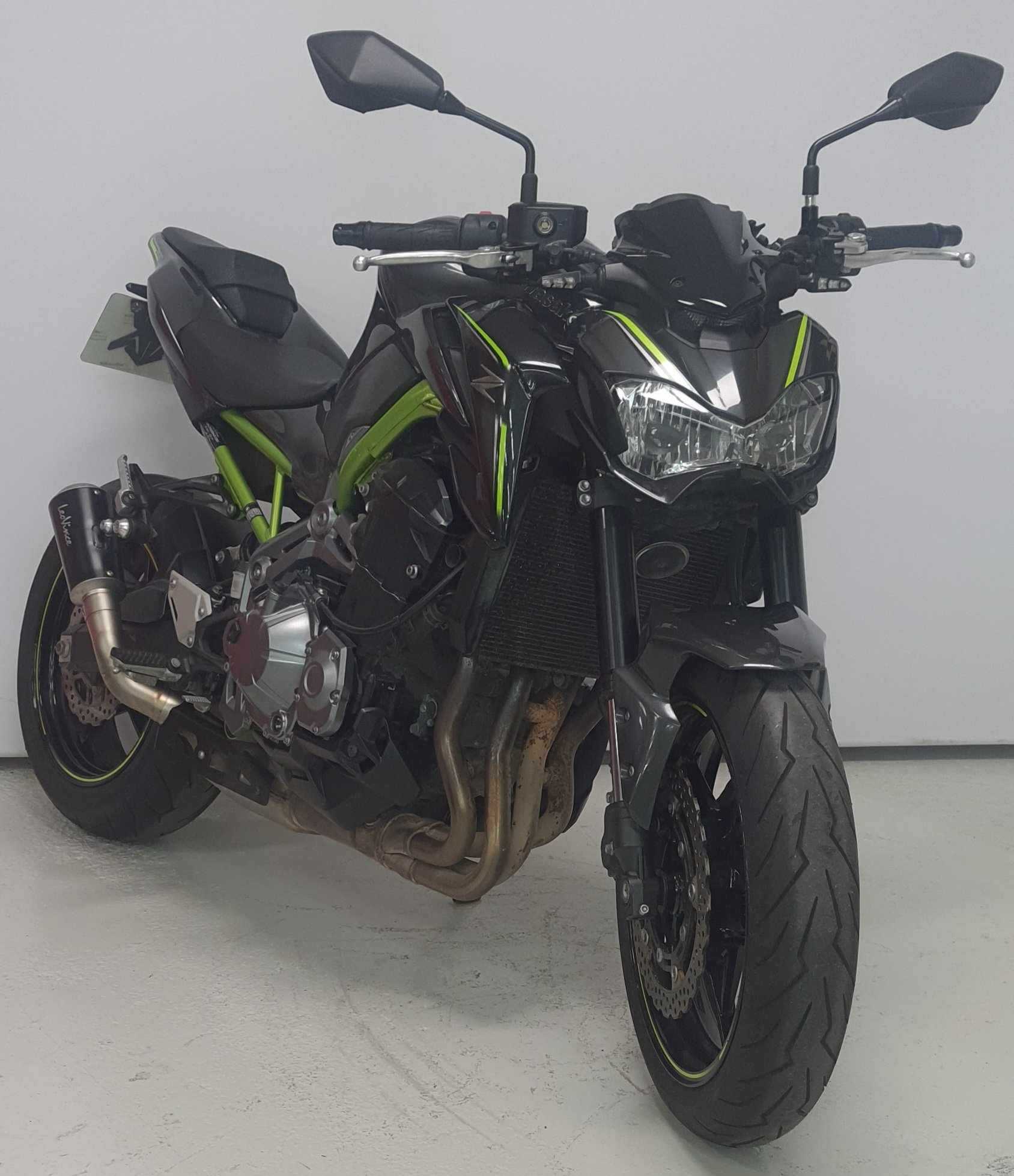 Kawasaki Z 900 2018 HD vue 3/4 droite