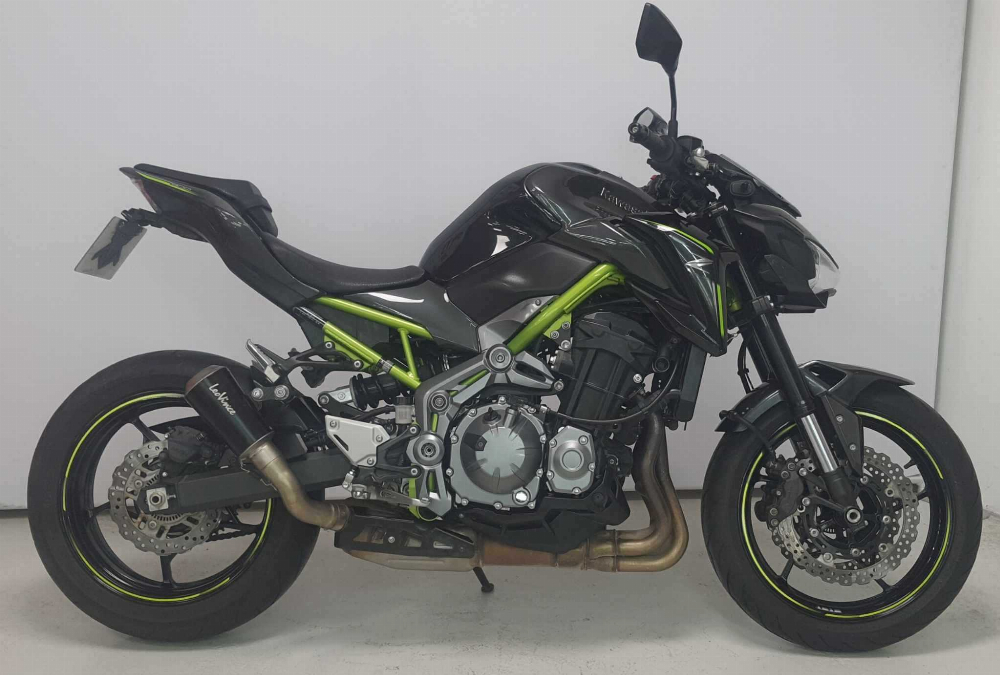 Kawasaki Z 900 2018 vue gauche