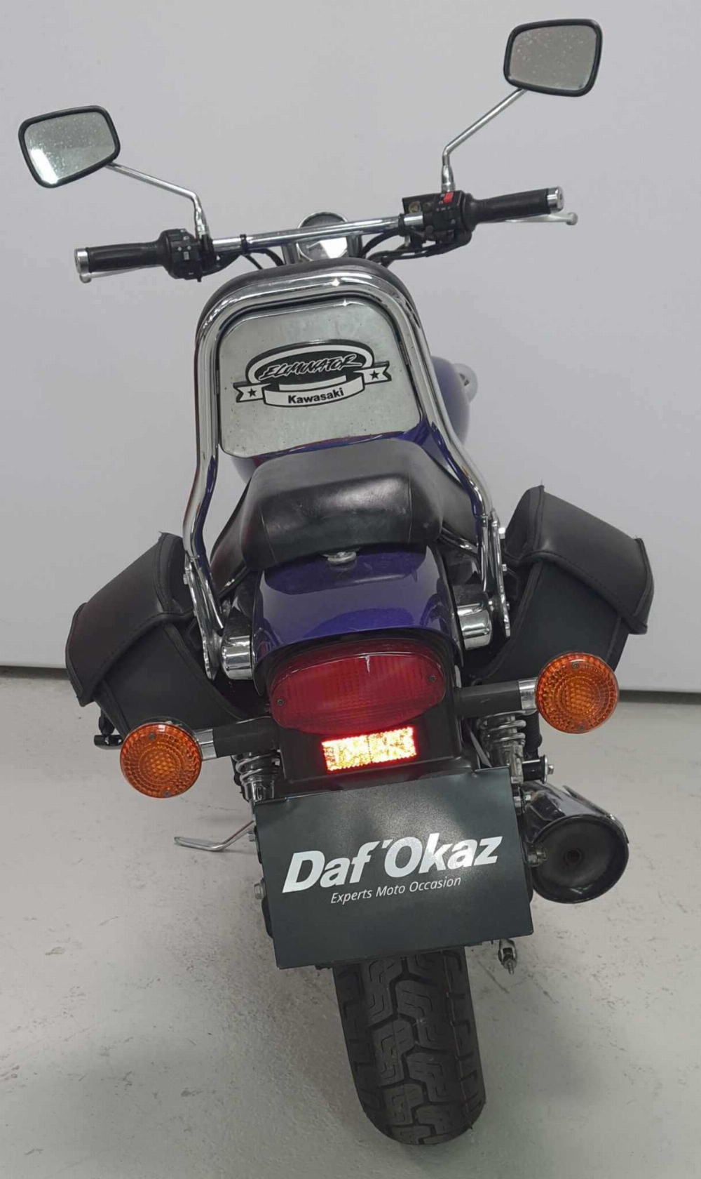 Kawasaki BN 125 Eliminator 1998 vue arrière
