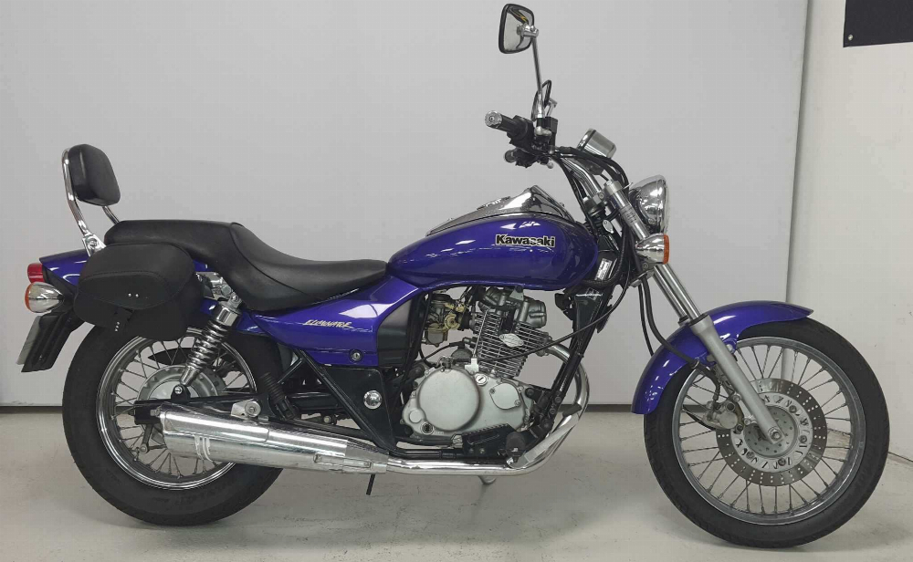 Kawasaki BN 125 Eliminator 1998 vue gauche