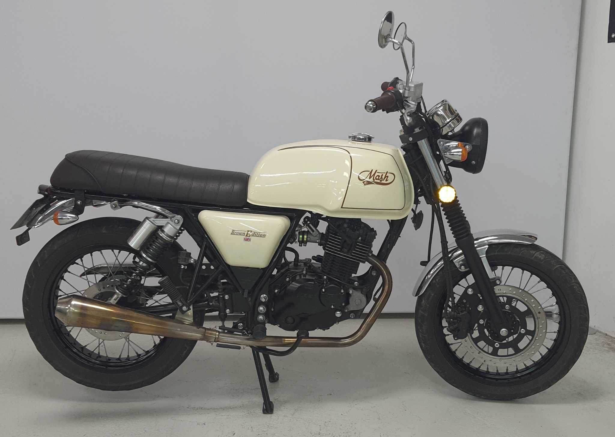 Mash BROWN SEVEN 125CC INJECTION 2020 HD vue gauche