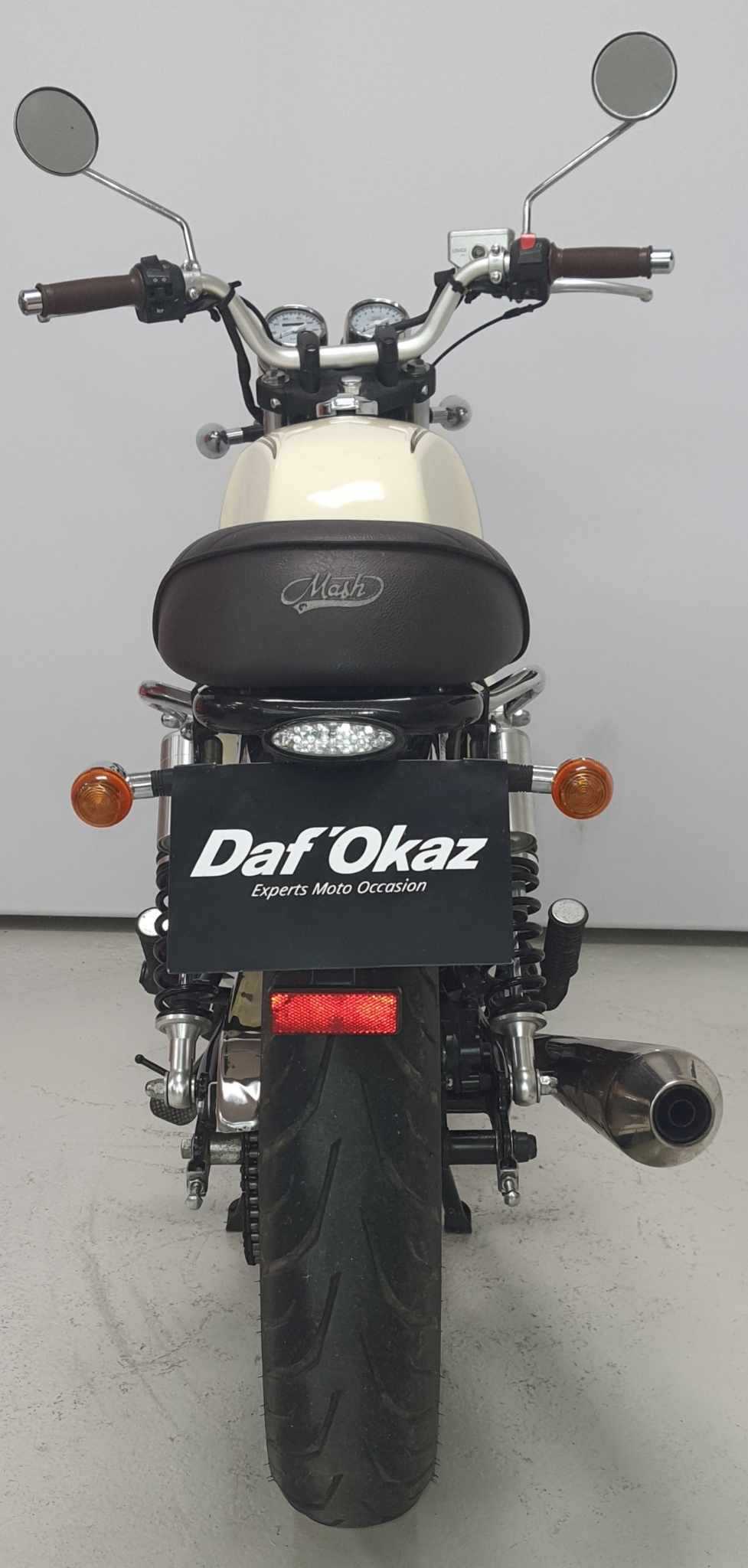 Mash BROWN SEVEN 125CC INJECTION 2020 vue arrière