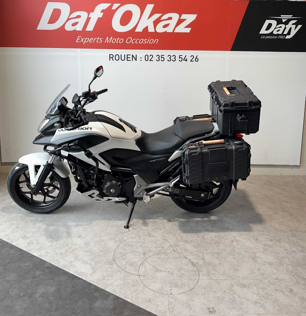 Honda NC 750 X DCT 2015 vue gauche