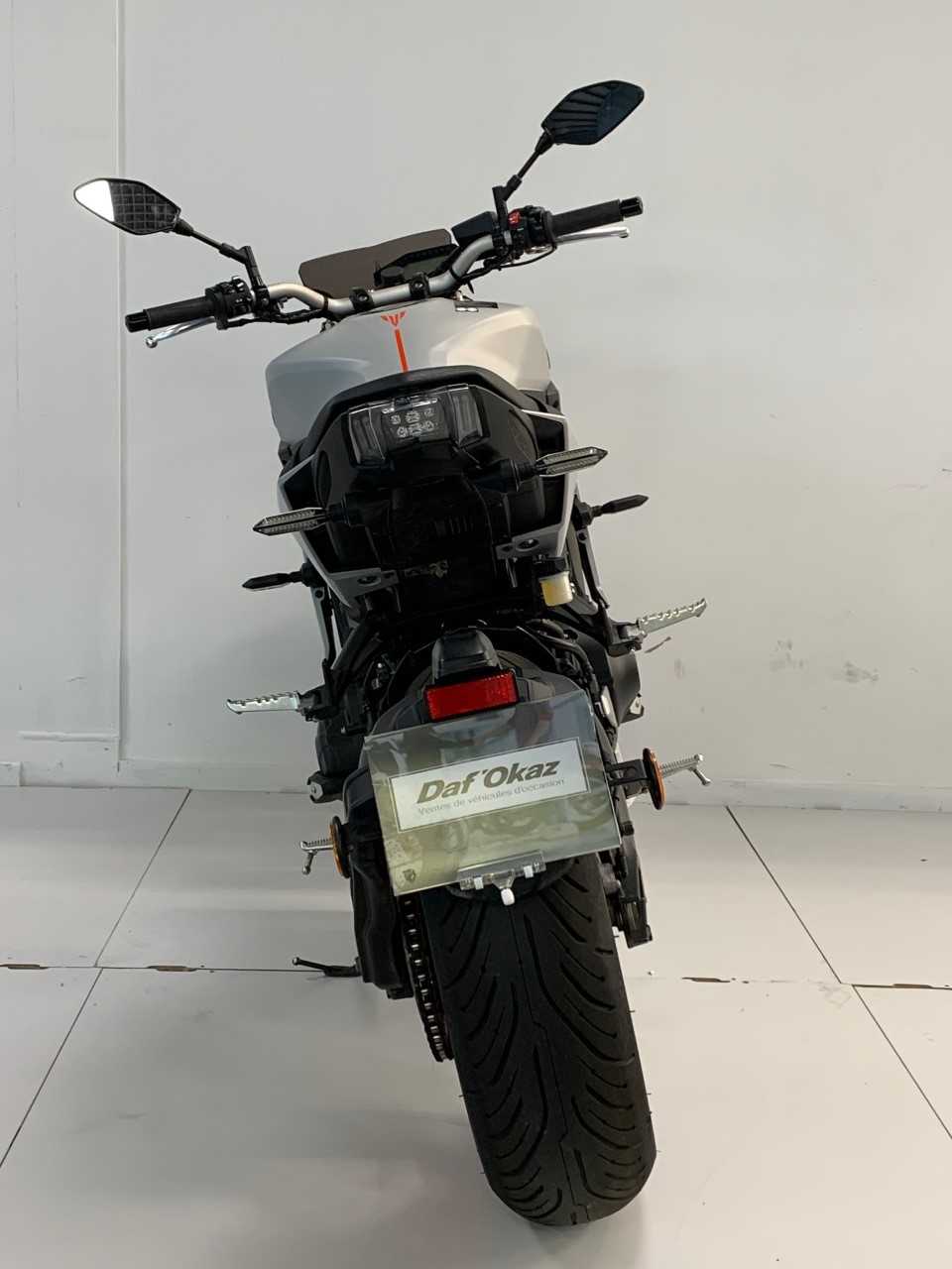 Yamaha MT-09 850 ABS 2018 HD vue arrière