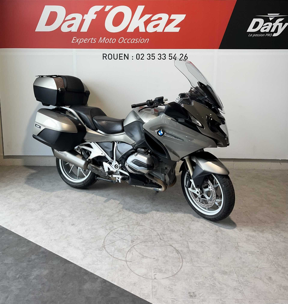 BMW R 1200 RT 2016 vue 3/4 droite