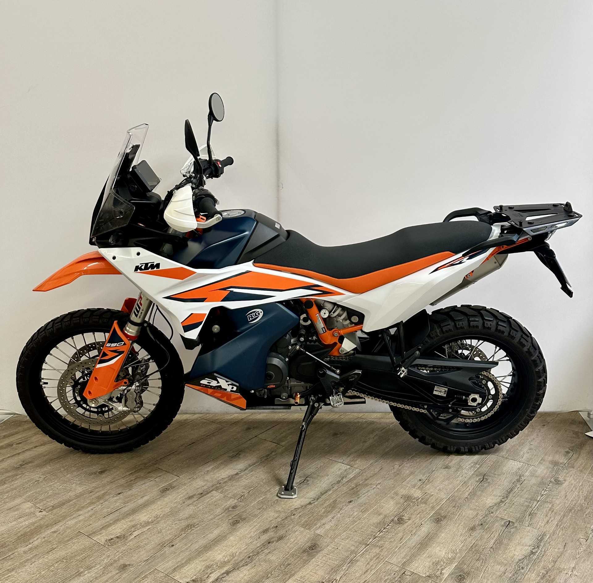 KTM 890 Adventure R 2024 HD vue gauche