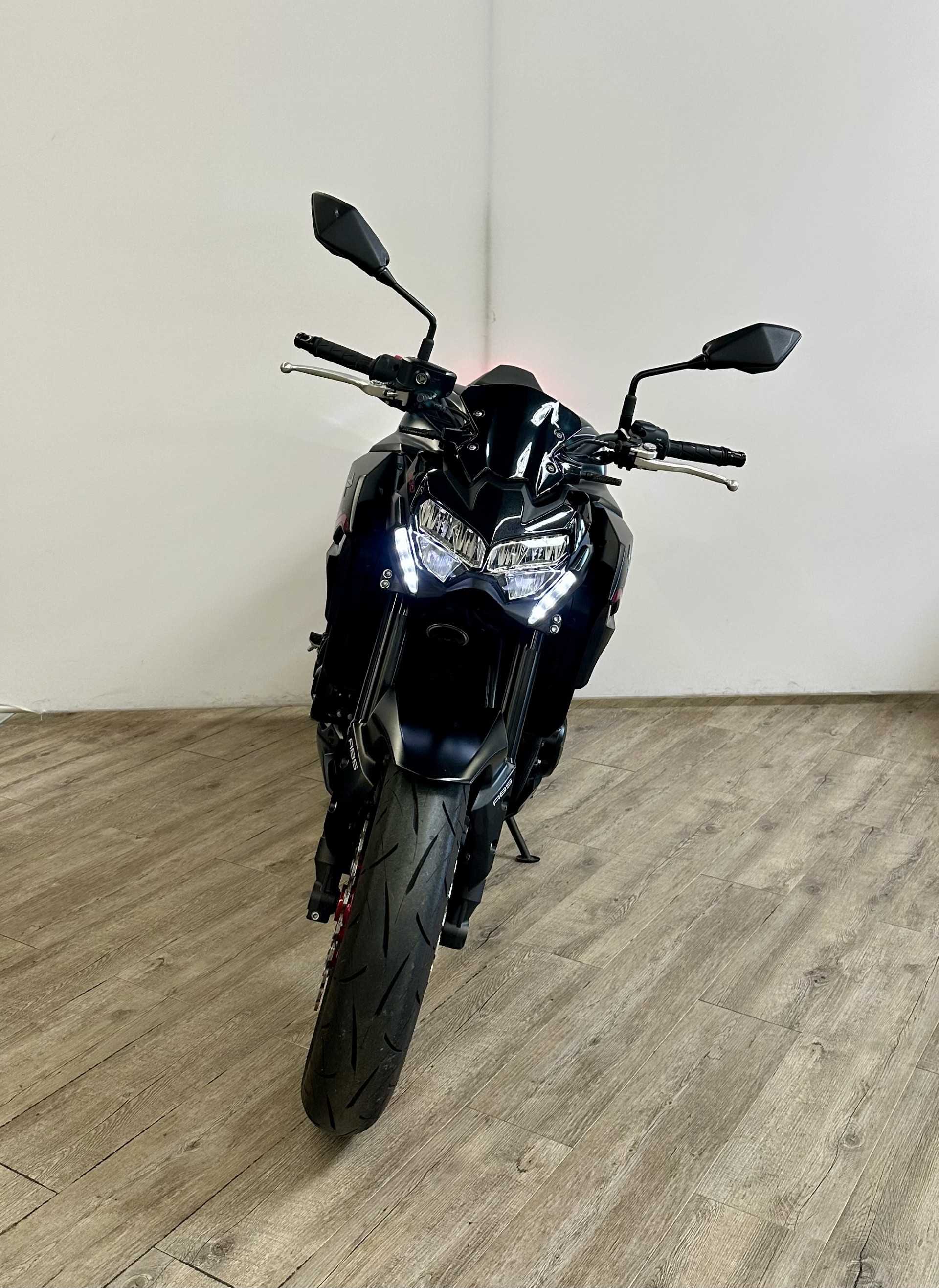 Kawasaki Z 900 2021 HD vue avant