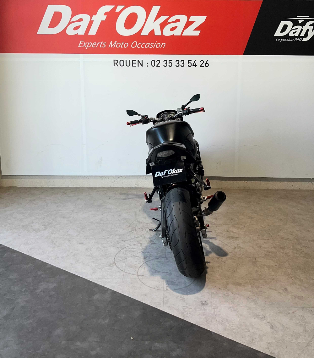 Suzuki GSR 750 ABS 2014 vue arrière