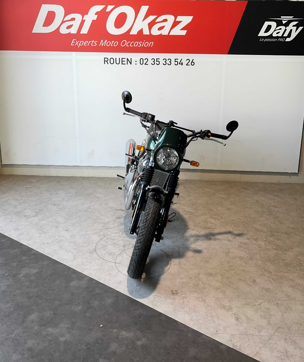 Royal Enfield INTERCEPTOR 650 650 2024 vue avant