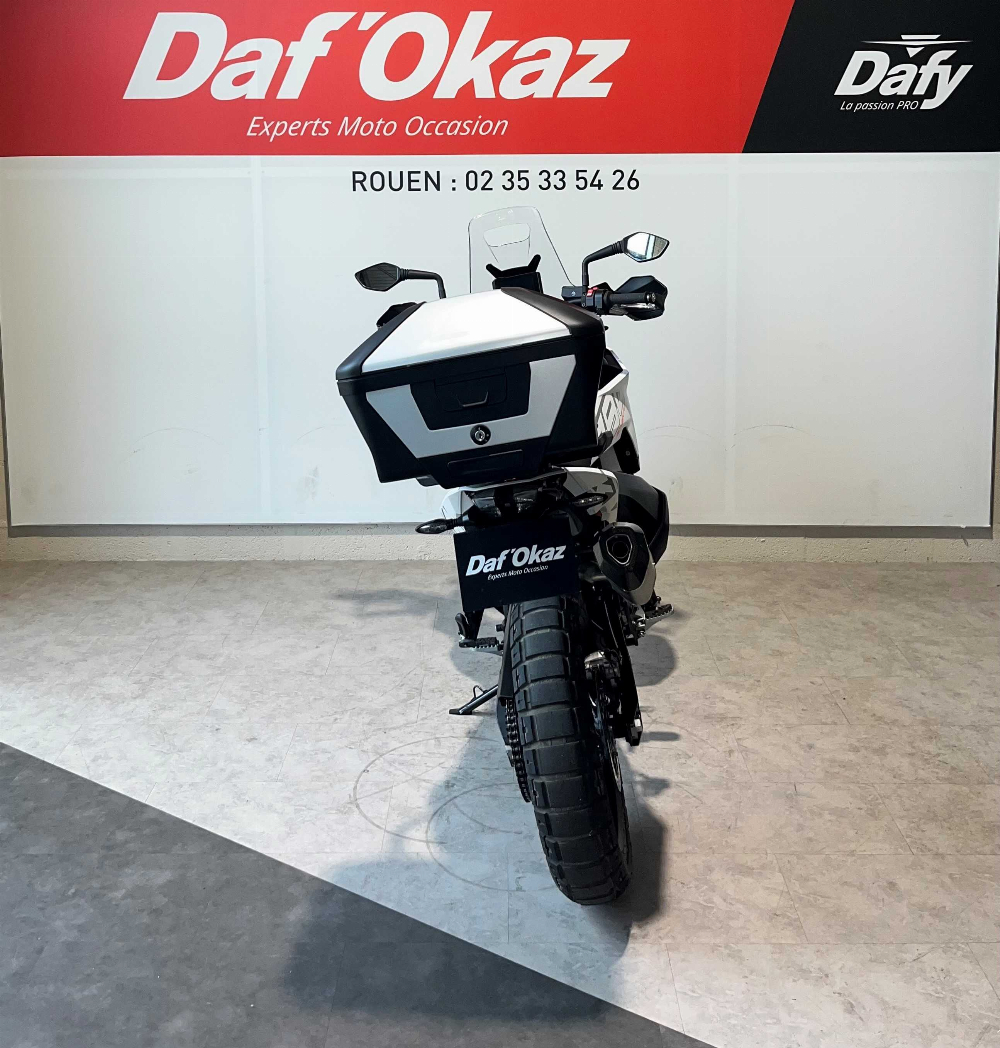 KTM 790 Adventure 2024 vue arrière