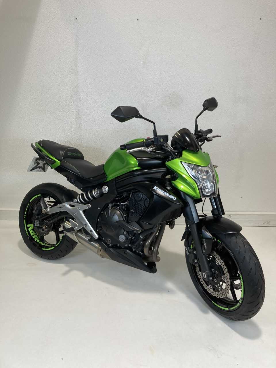 Kawasaki ER-6 N  ABS 2013 HD vue 3/4 droite