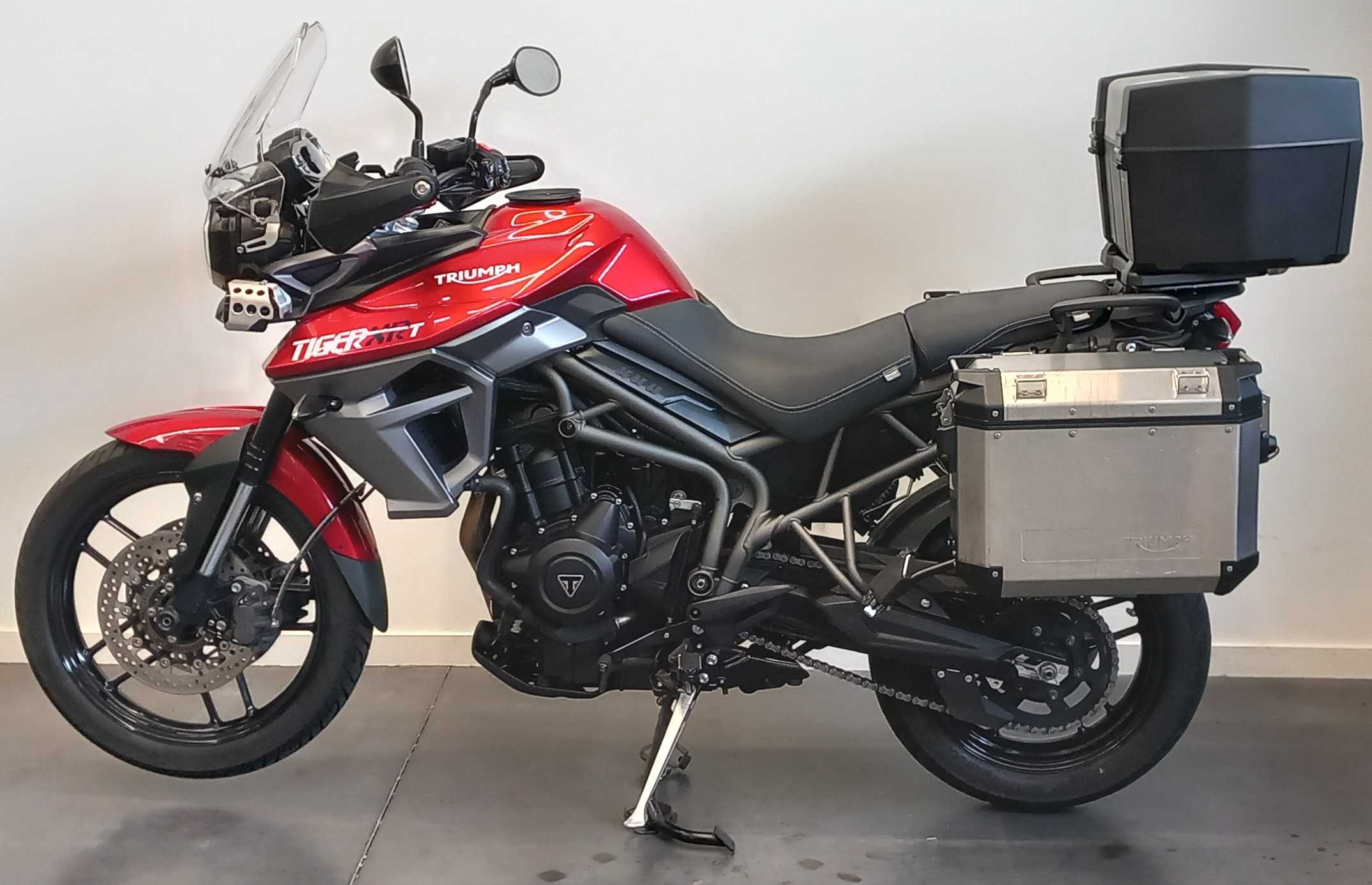 Triumph 800 Tiger XRT 2016 HD vue gauche