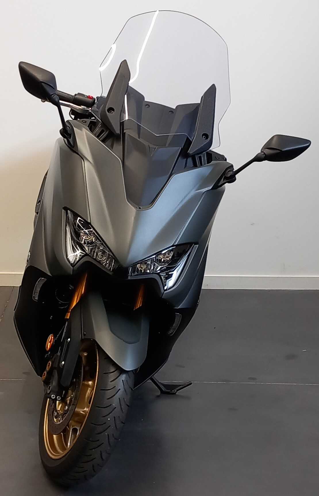 Yamaha XP 560 T-Max Tech Max 2021 HD vue avant